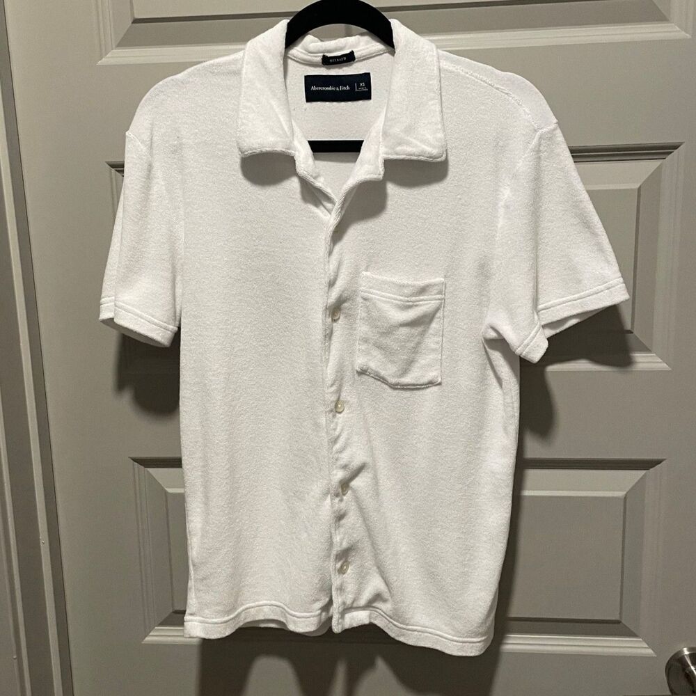Abercrombie & Fitch White Terrycloth Button Down Shirt, size XS
